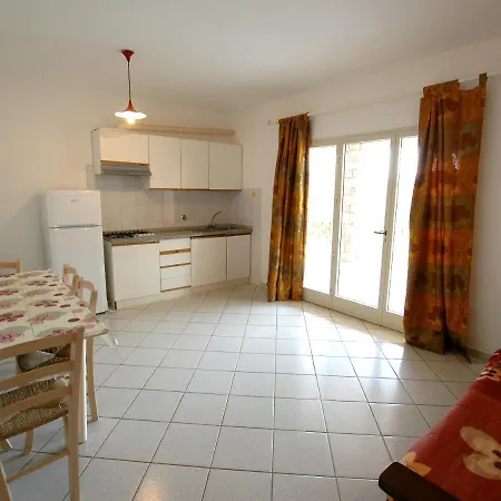 Cala كابوليفيري