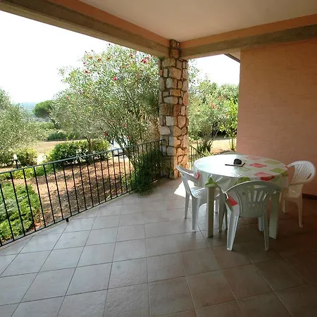 Cala شقة كابوليفيري